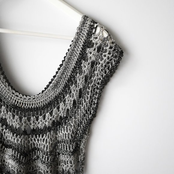 CARTISE Gray & White Crochet Dress, Top or Bathing Suit Coverup - Size Large - Picture 4 of 7